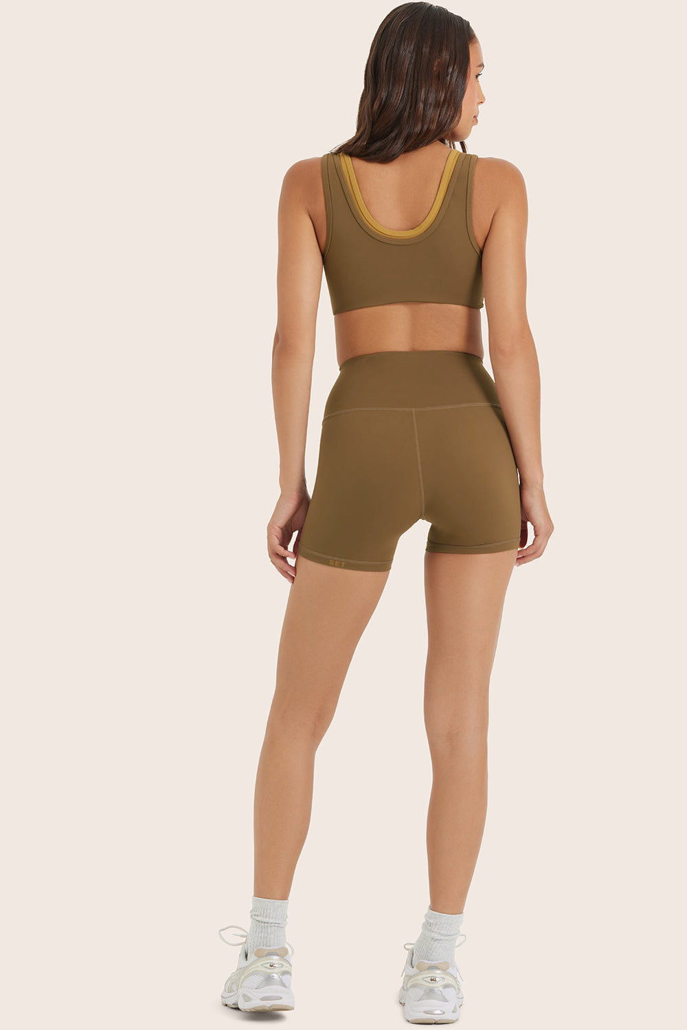 AIRLUXE™ BREATHE SHORTS - OTTER