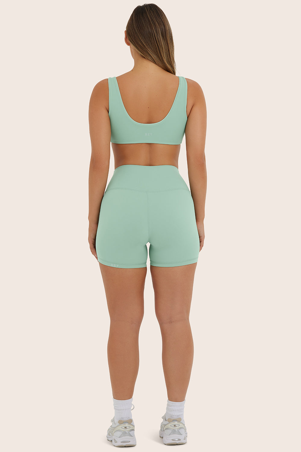 AIRLUXE™ BREATHE SHORTS - JULEP