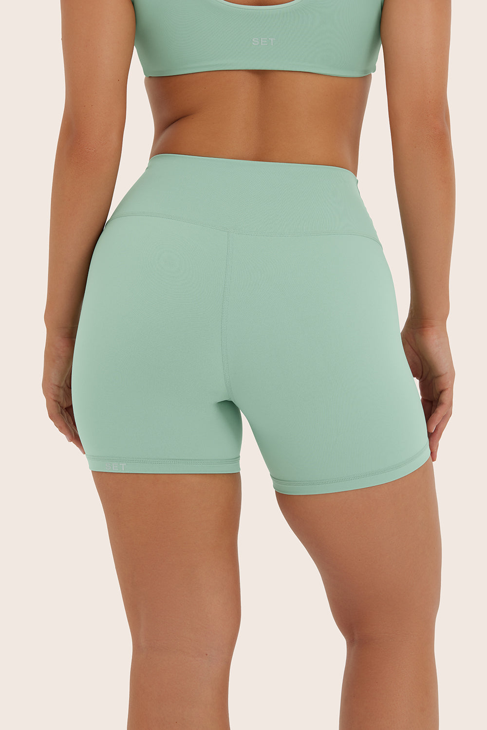 AIRLUXE™ BREATHE SHORTS - JULEP