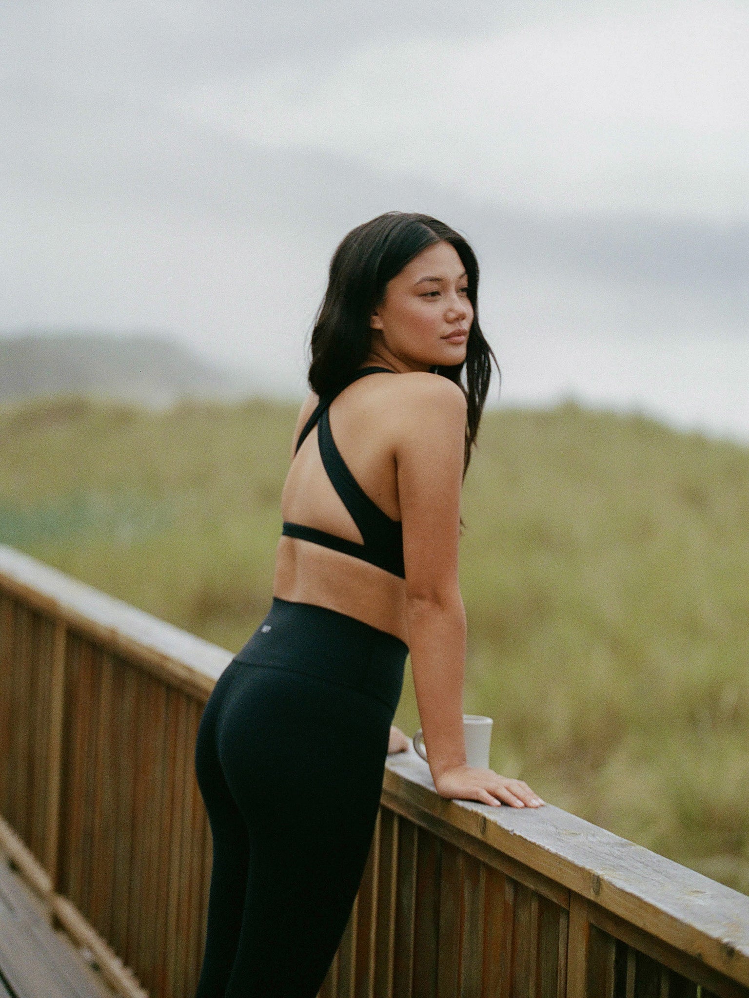 AIRLUXE™ BREATHE PARKE STIRRUP LEGGINGS - ONYX