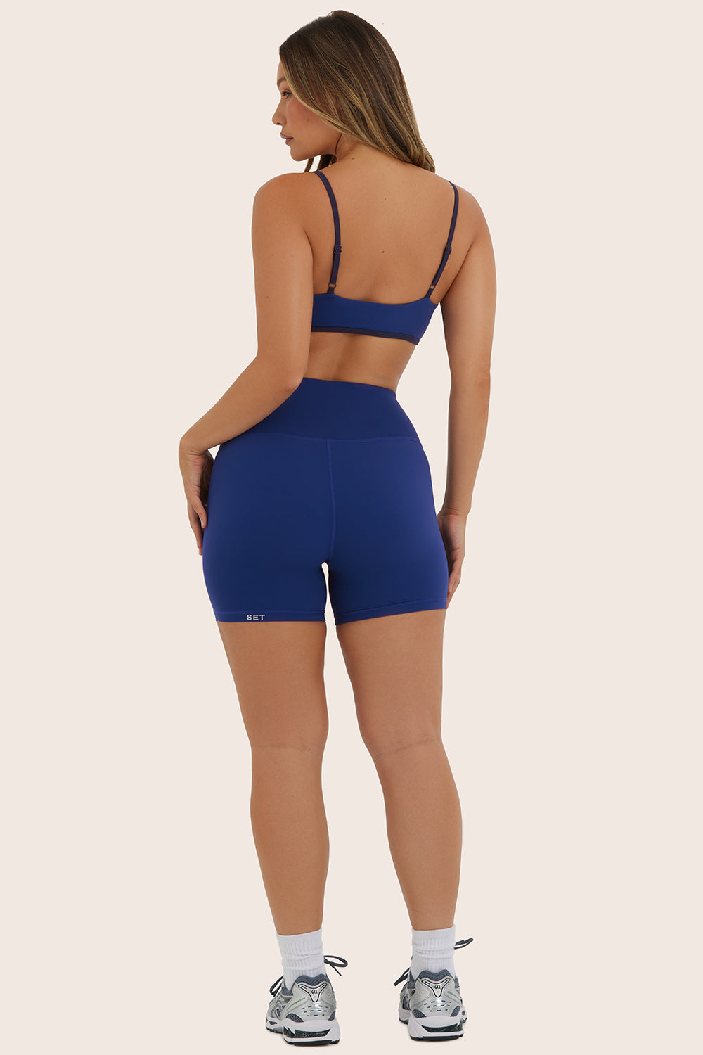 AIRLUXE™ BREATHE SHORTS - AQUA