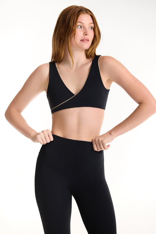 AIRLUXE™ BREATHE CONTRAST WRAP BRA - MARLIN