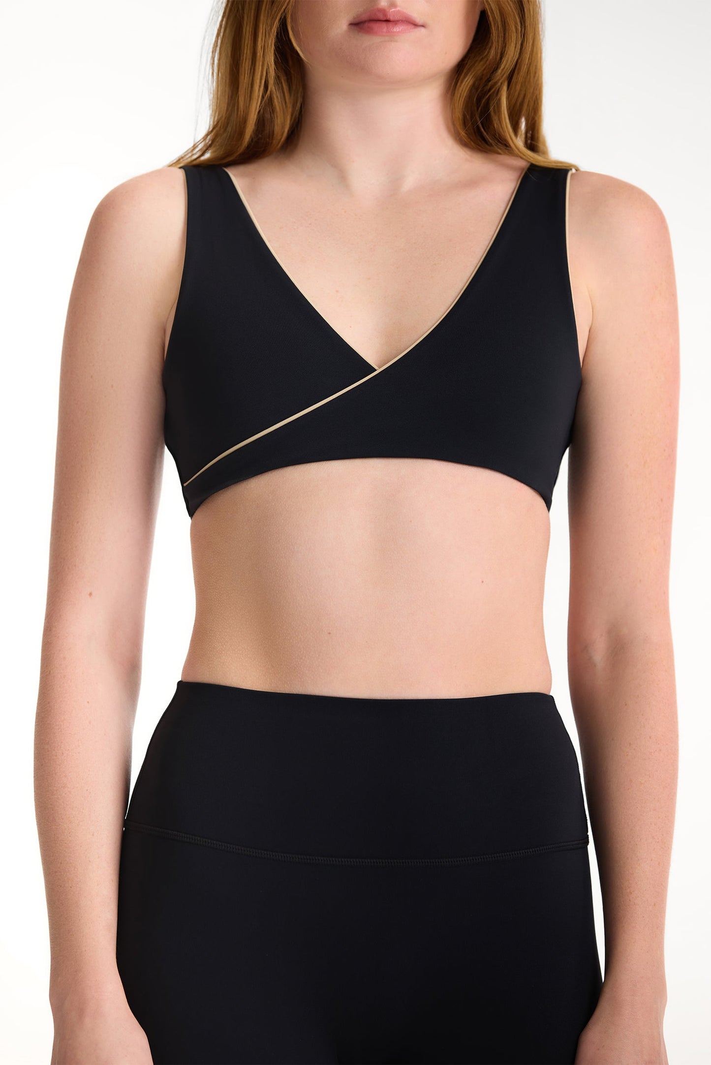 AIRLUXE™ BREATHE CONTRAST WRAP BRA - MARLIN