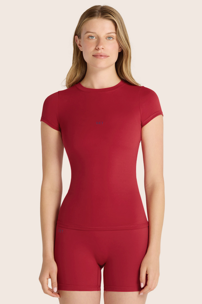 AIRLUXE™ BREATHE TEE - LADYBUG